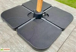 Dalles Pour Parasol En Plastique à Lester (Lot De 4) -MON AMENAGEMENT JARDIN Soldes dalles socle parasol noir