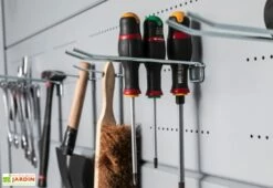 Plaque Perforée Avec Crochets Pour Abri De Jardin Luminato - 5,6 M²